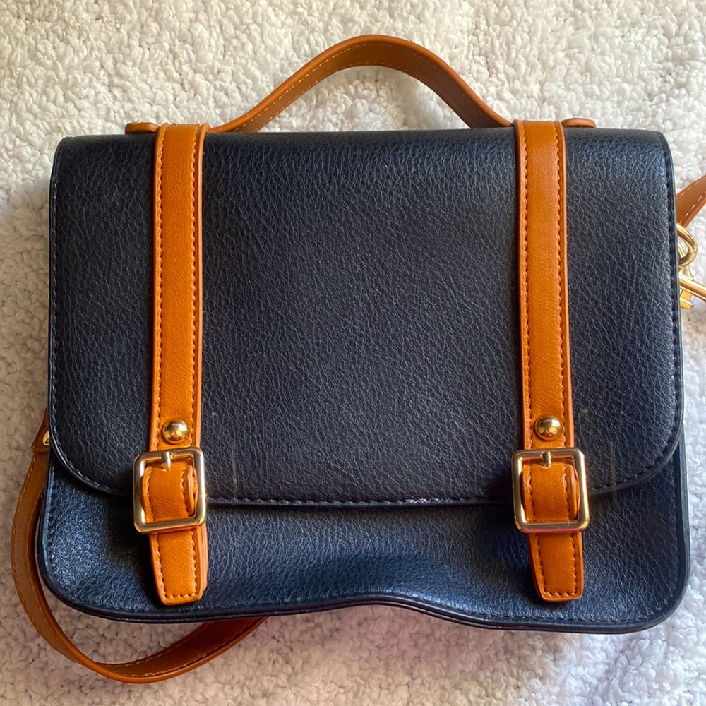 JustFab Purse with removable strap